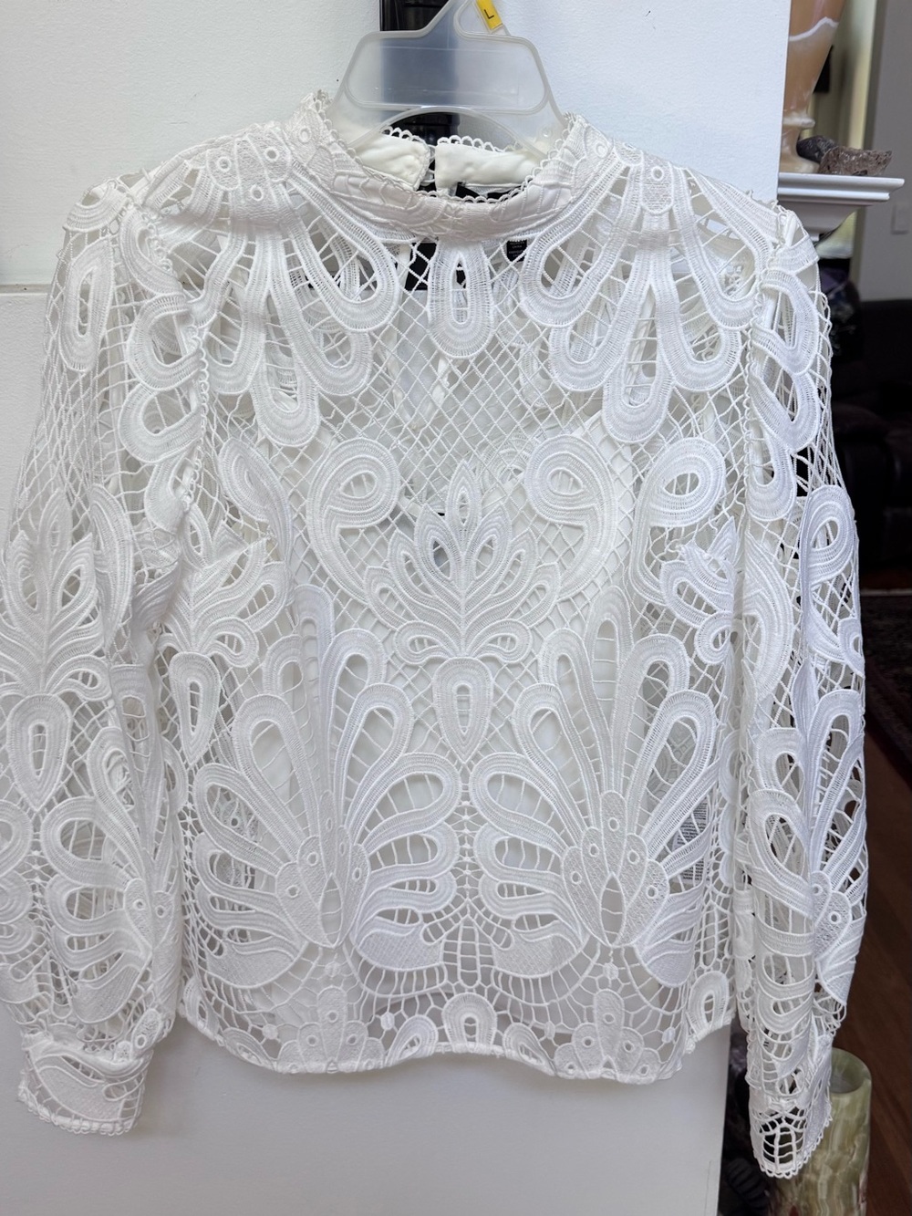 White House Black Market White Lace High-Neck Eyelet Blouse like new
